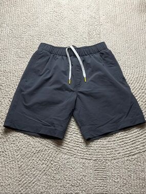 Olivers Men's Athletic Shorts in Charcoal Gray with White Drawstring Size Small